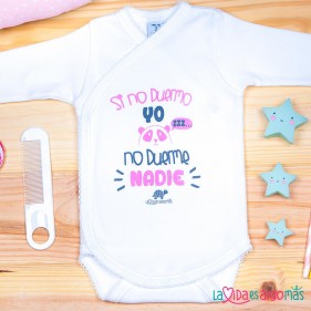 BODY CRUZADO "SI NO DUERMO YO NO DUERME NADIE" - ROSA